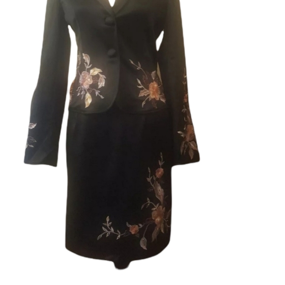 Adrianna Papell Evenning skirt and jacket Suit Floral Embroidered Set  Size 8 - Picture 2 of 12